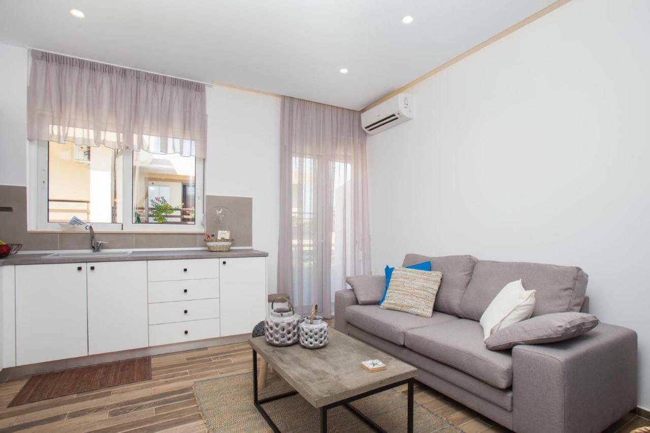Elenis Philoxenia Apartment Ixia  Ngoại thất bức ảnh
